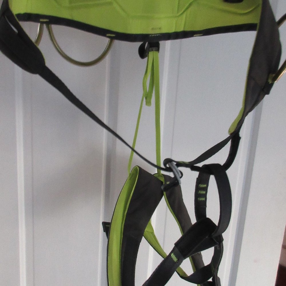 Camp USA Energy CR 3 Harness SZ Med